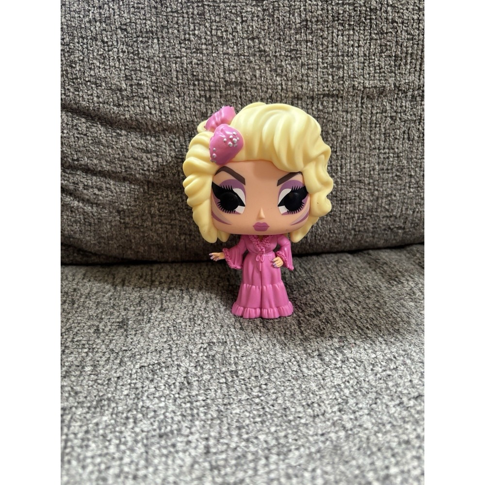 Funko Pop Vinyl Drag Queens #03 Trixie Mattel Loose Hot Topic Exclusive